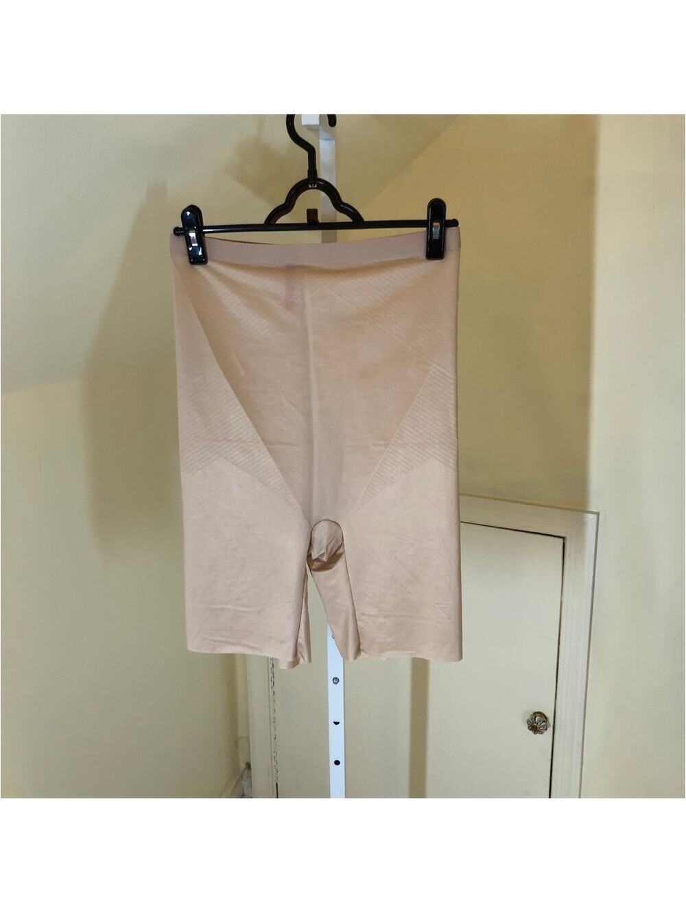 Spanx NWOT Women's Nude Shaping Short Size XL